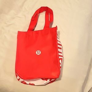 Lululemon reusable bag